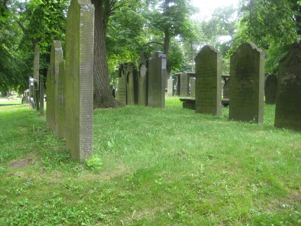 Old Burying Ground8